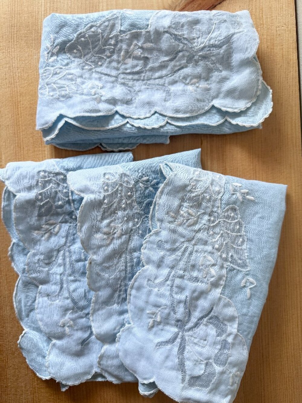 Vintage Blue Embroidered Linen Set | Scalloped Napkins & Squares | 7pc